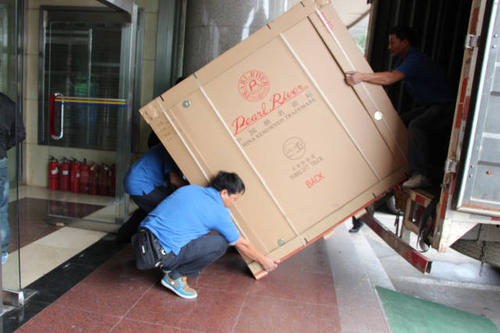 会东钢琴贵重工艺品无忧运